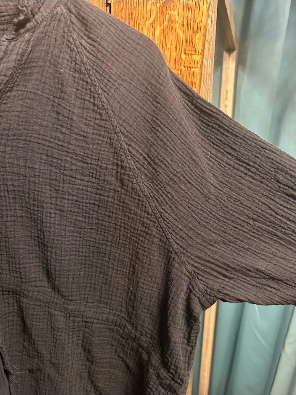 We The Free Black Textured Button-Front Shirt - Picture 4 of 11